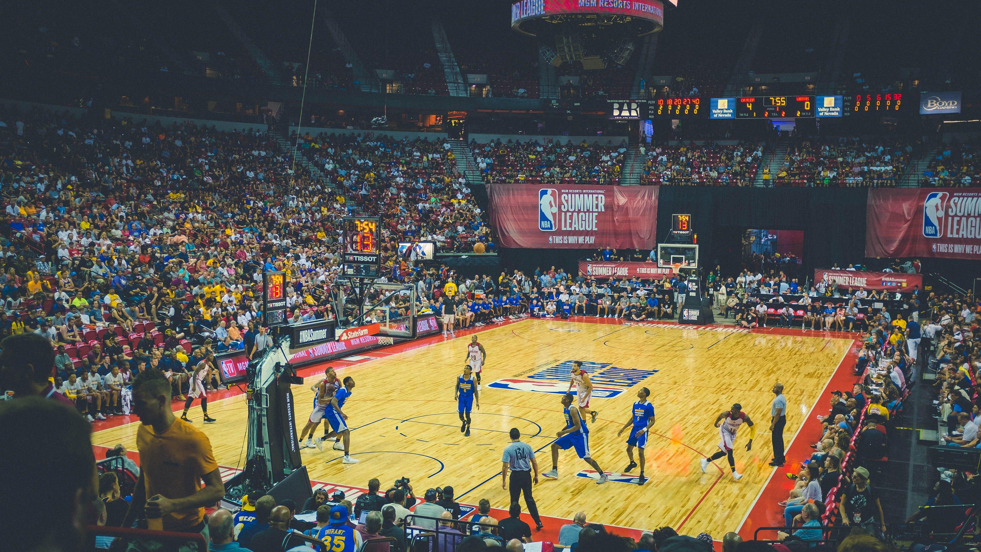 战术板深度解析，印第安纳步行者G3末节窒息式防守如何绞杀俄城雷霆？