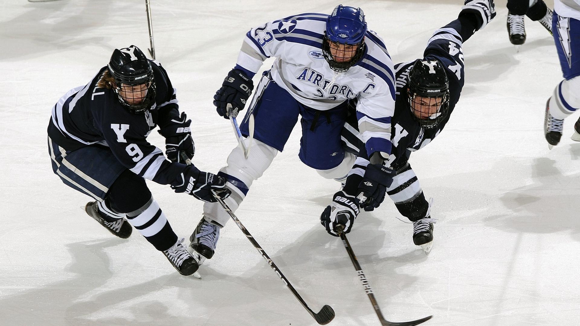 辽宁铁人官方宣布签下前海港后卫李浩然 曾留洋葡萄牙丰富后防经验
